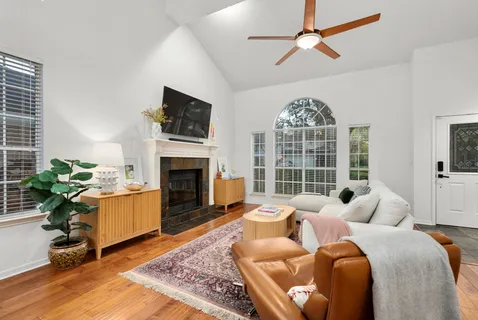 $695,000 | 4802 Alta Loma Drive, Austin, TX 78749