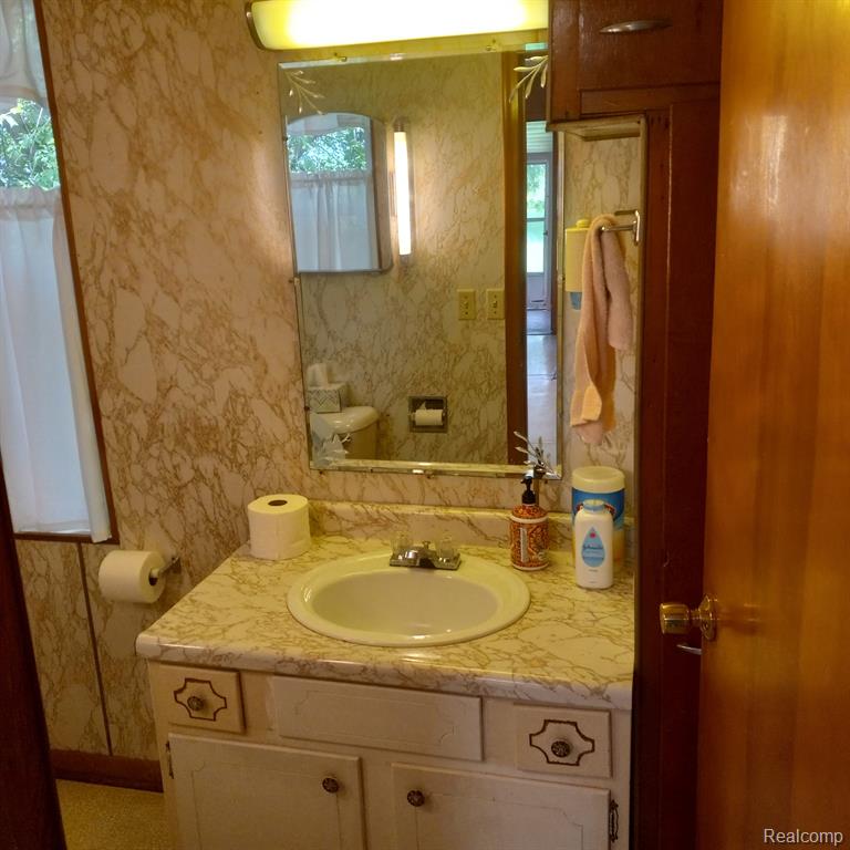 1074 South State Road Carsonville, MI 48419 - Photo 6 of 16