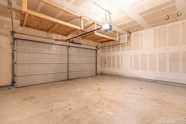 $1,799 | 443 Harvest Point, Selma, TX 78154