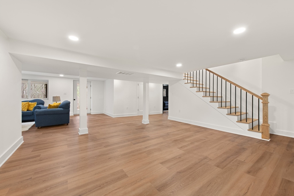 61 Meadowbrook Road Carlisle, MA 01741 - Photo 8 of 41