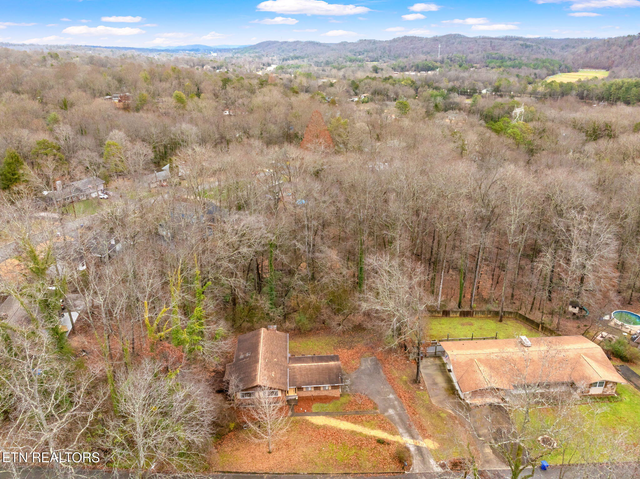 103 Norway Lane Oak Ridge, TN 37830 - Photo 46 of 54 47-web-or-mls-103 Norway Lane-44