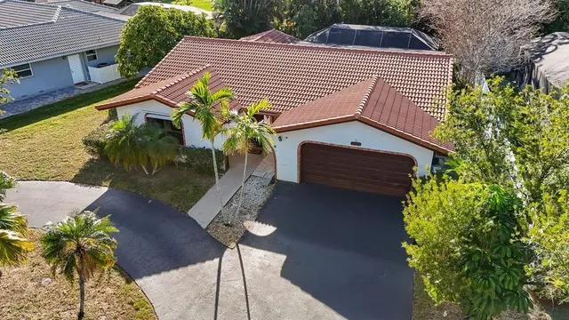 $550,000 | 1060 Northwest 82nd Avenue, Coral Springs, FL 33071