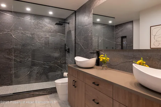 $5,450,000 | 65 Harleston Green, Unit 51, Snowmass Village, CO 81615