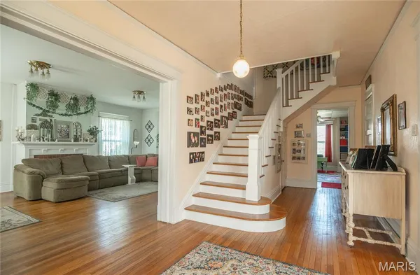 $385,000 | 707 South Prairie Street, Bloomfield, MO 63825