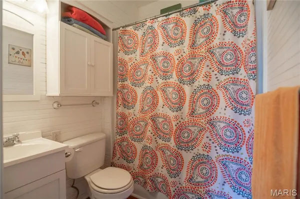 $385,000 | 707 South Prairie Street, Bloomfield, MO 63825