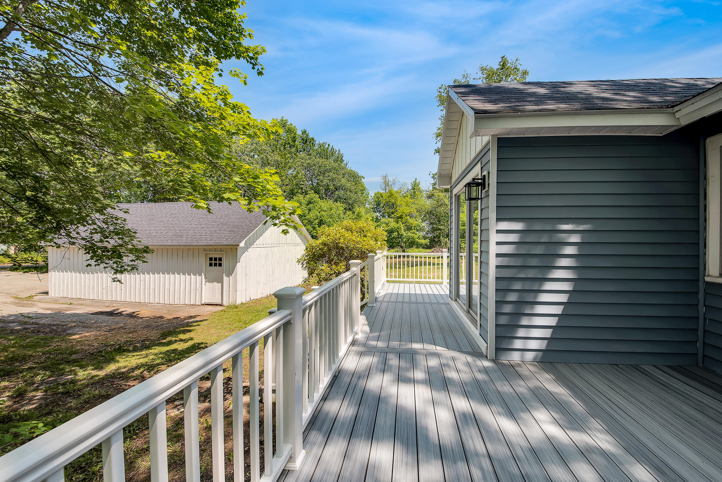 3 Brown Road Richmond, ME 04357 - Photo 5 of 39 New deck