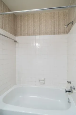 $110,000 | 1704 Pleasant Street, Unit D, St. Paul, MN 55113