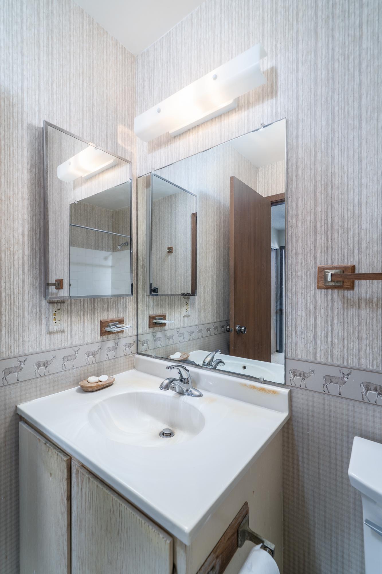 1704 Pleasant Street, Unit D St. Paul, MN 55113 - Photo 20 of 27