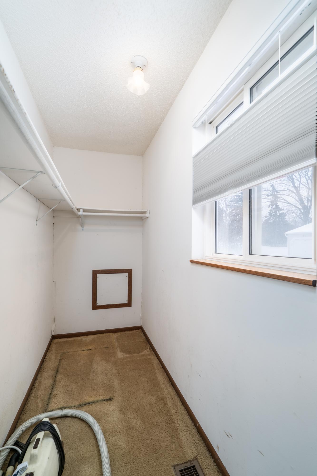 1704 Pleasant Street, Unit D St. Paul, MN 55113 - Photo 24 of 27