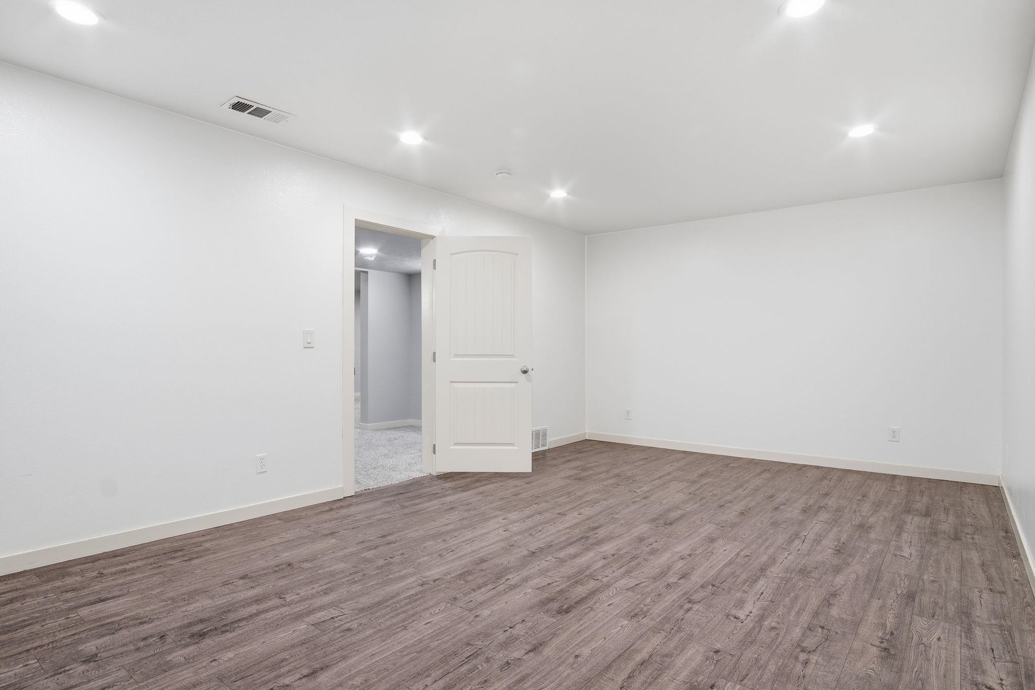 12612 North Ruby Road Spokane, WA 99218 - Photo 33 of 50