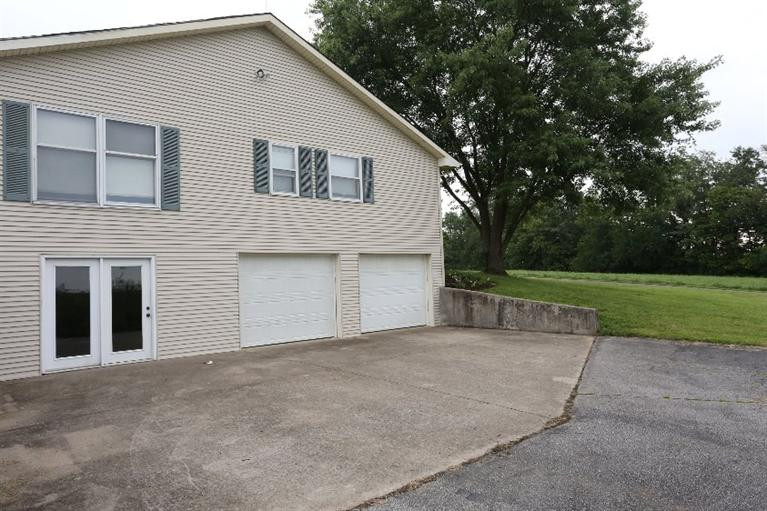 439 Galloway Road Stamping Ground, KY 40379 - Photo 6 of 51 Photo 6