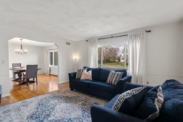 $899,950 | 11 Broadmeadow Lane, Abington, MA 02351