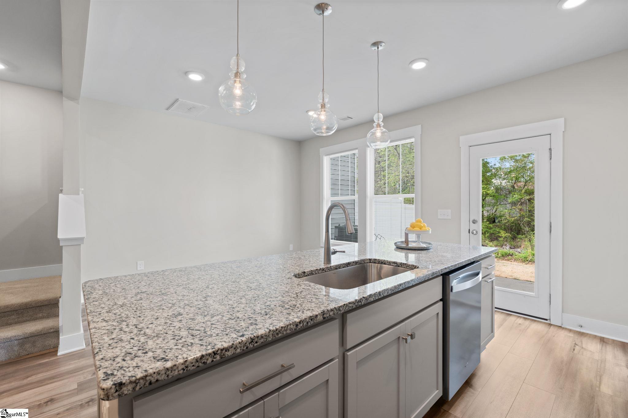 26 Starlake Road Simpsonville, SC 29681 - Photo 16 of 37