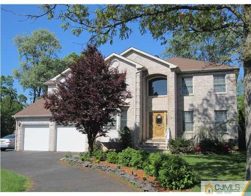 139 River Road East Brunswick, NJ 08816 - Photo 1 of 19 Gallery Image 1