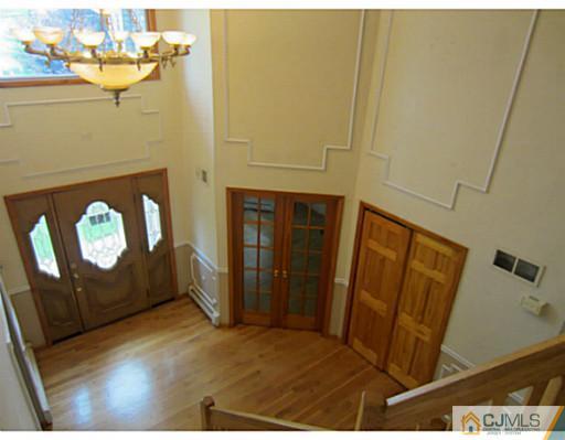 139 River Road East Brunswick, NJ 08816 - Photo 14 of 19 Gallery Image 14