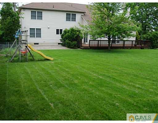 139 River Road East Brunswick, NJ 08816 - Photo 18 of 19 Gallery Image 18