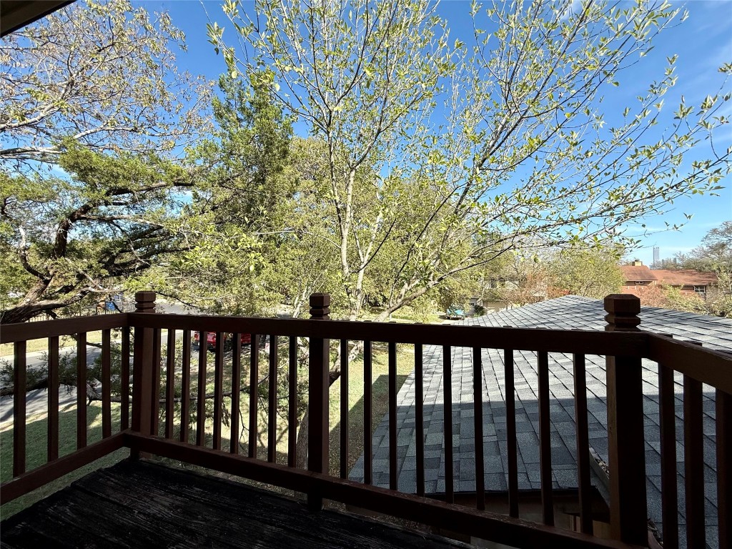 1509 Cinnamon Path, Unit B Austin, TX 78704 - Photo 14 of 19 a view of a wooden roof deck