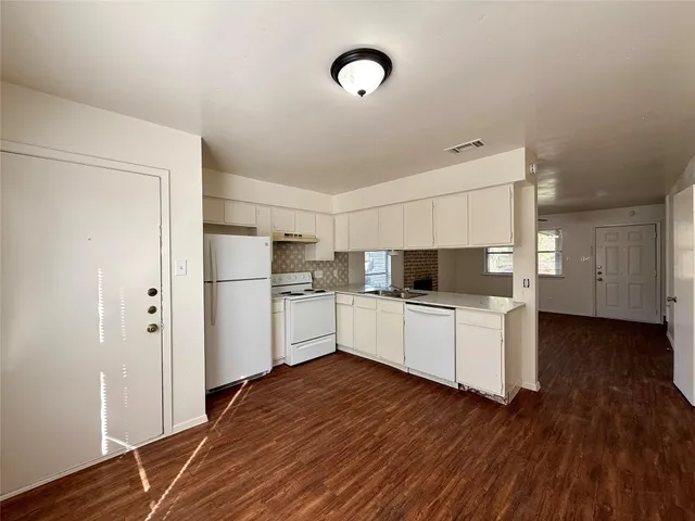 $1,850 | 1509 Cinnamon Path, Unit B, Austin, TX 78704