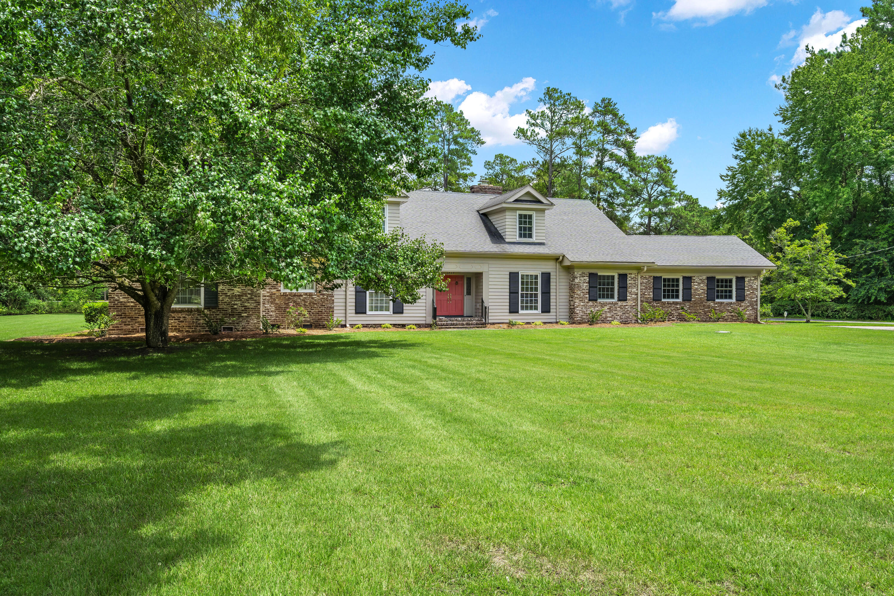 2827 Camden Road Holly Hill, SC 29059 - Photo 2 of 51 2
