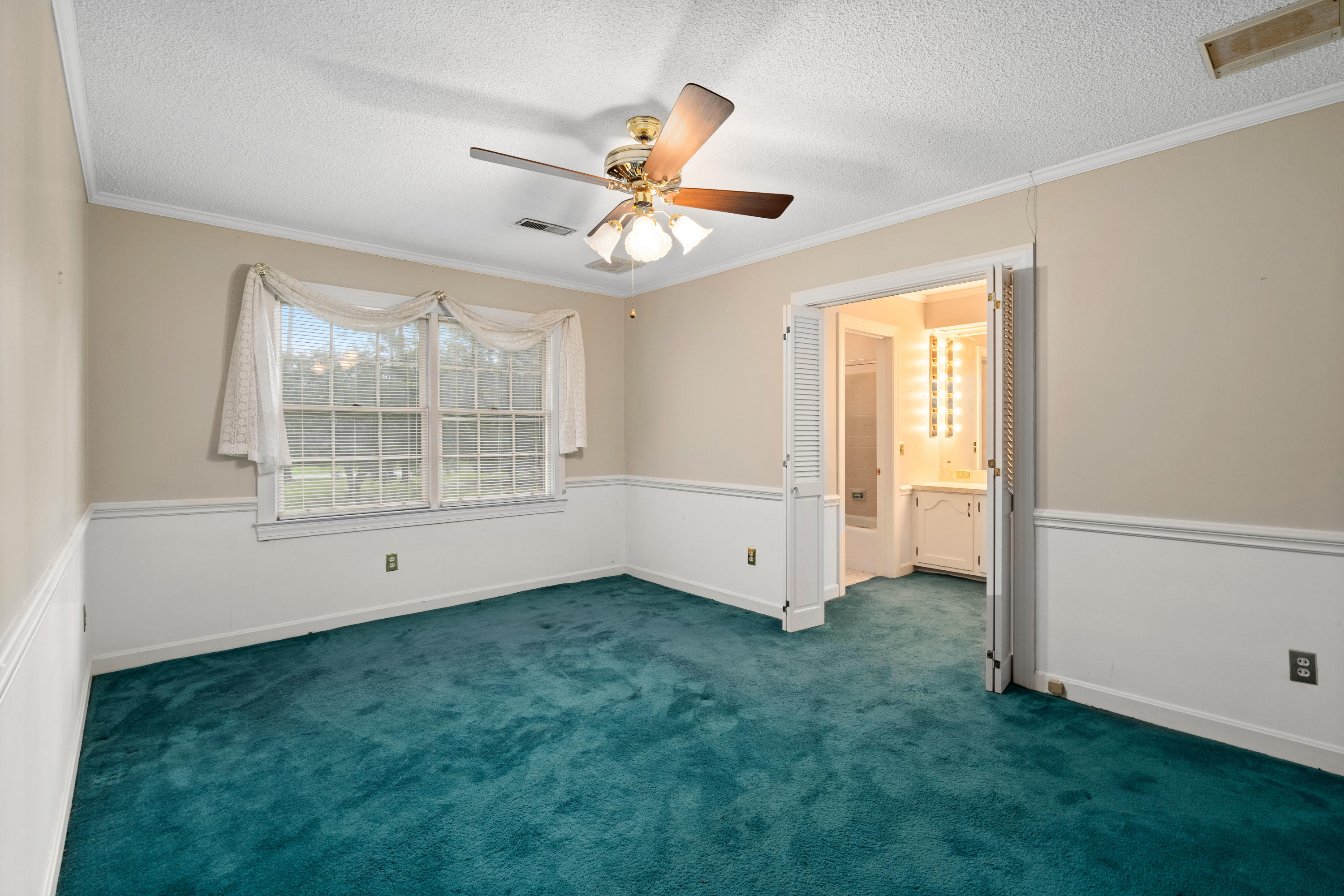 2827 Camden Road Holly Hill, SC 29059 - Photo 41 of 51 36