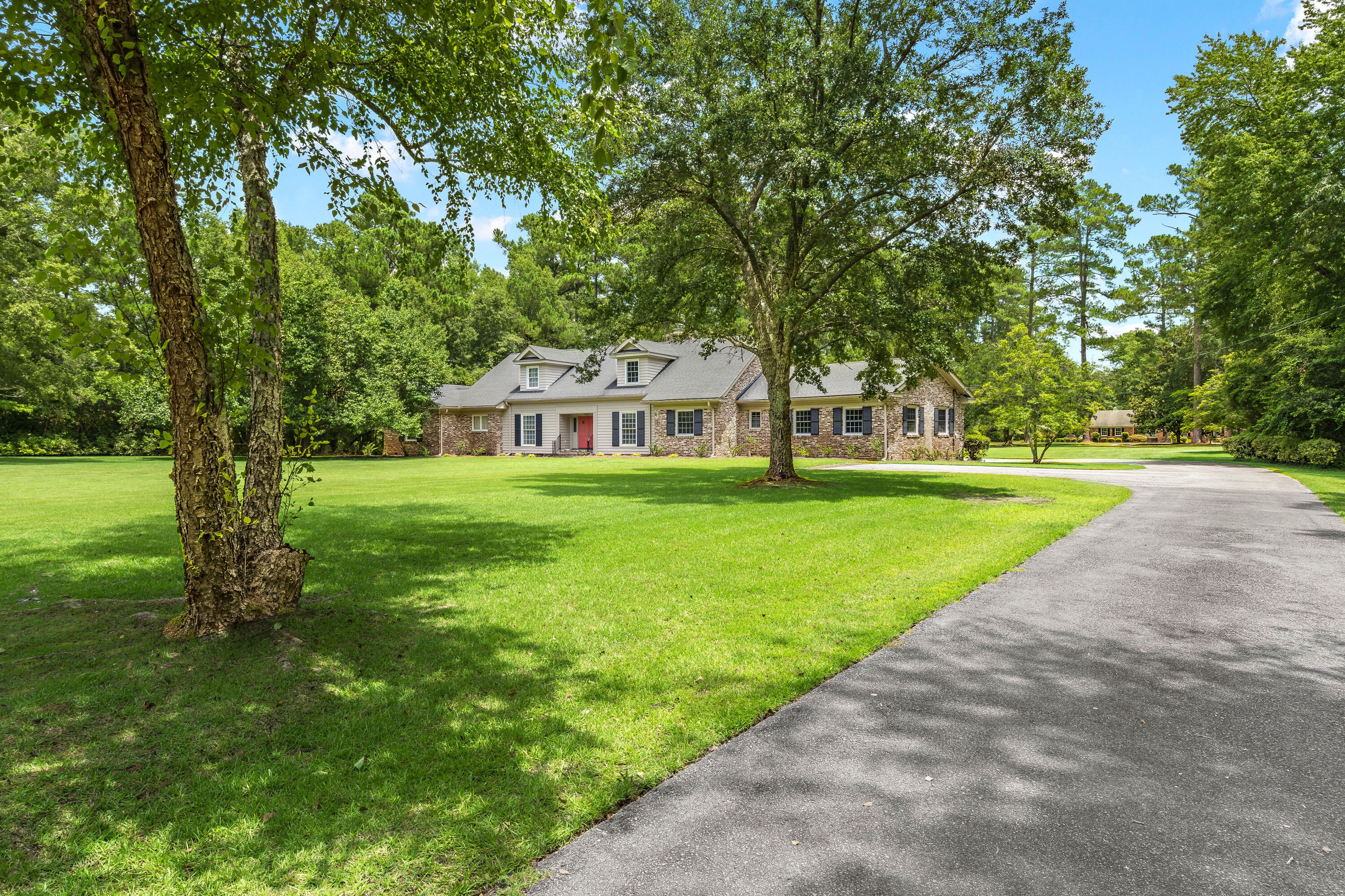 2827 Camden Road Holly Hill, SC 29059 - Photo 43 of 51 38