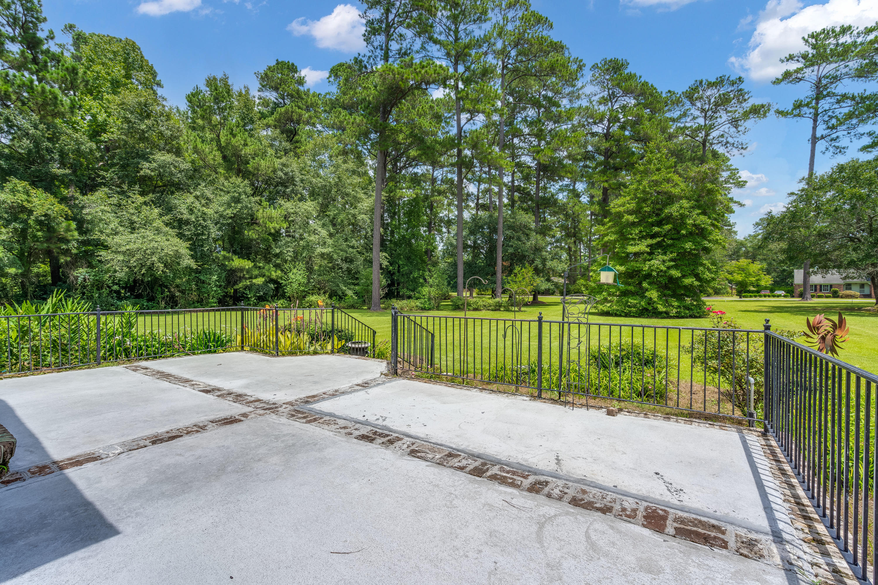 2827 Camden Road Holly Hill, SC 29059 - Photo 47 of 51 46