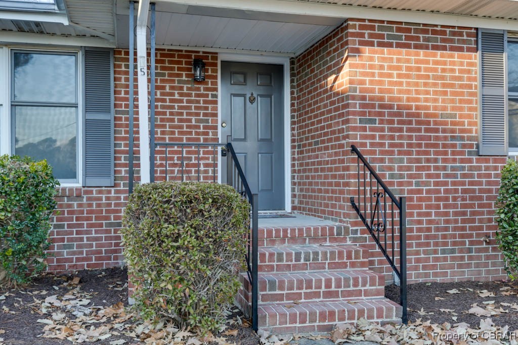15 Edith Key Street Hampton, VA 23666 - Photo 4 of 39 Gallery Image 4