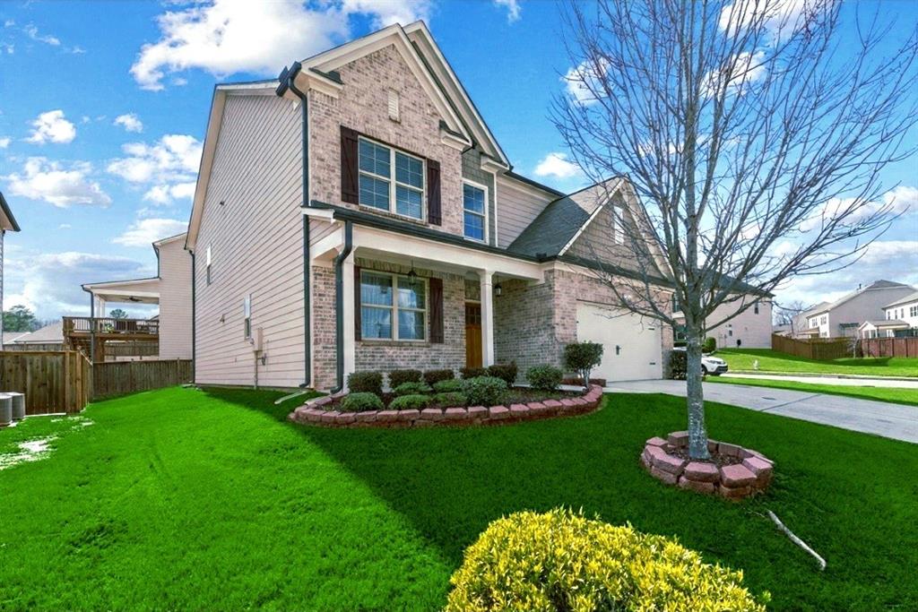 87 Round Pond Drive Lilburn, GA 30047 - Photo 2 of 37
