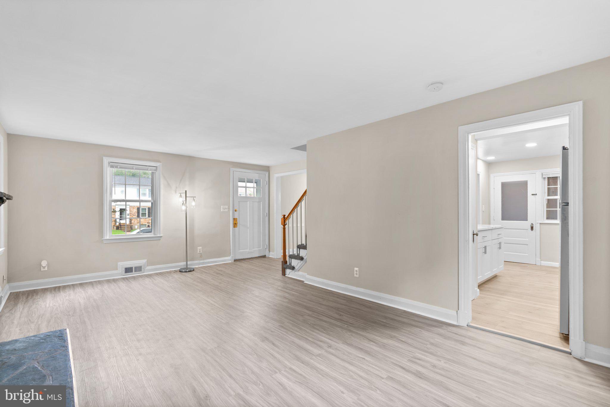4217 Colonial Road Pikesville, MD 21208 - Photo 5 of 46 Gallery Image 5