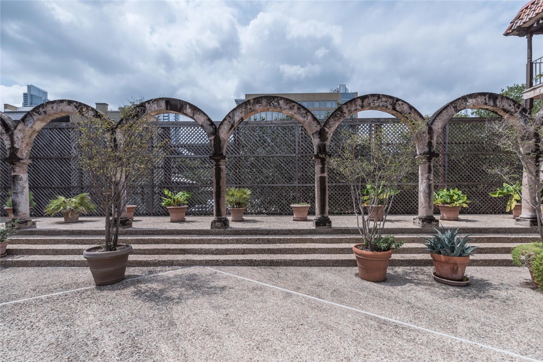 505 West 7th Street, Unit 103 Austin, TX 78701 - Photo 17 of 21 a building exterior with top of stairs