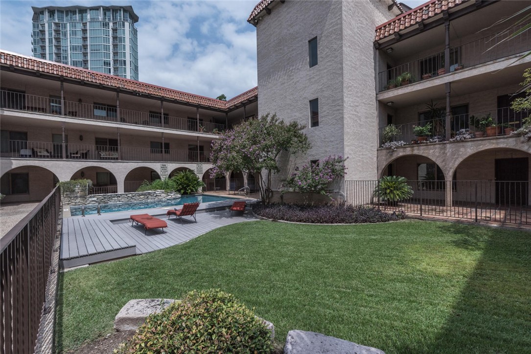 505 West 7th Street, Unit 103 Austin, TX 78701 - Photo 19 of 21 a front view of building with outdoor space
