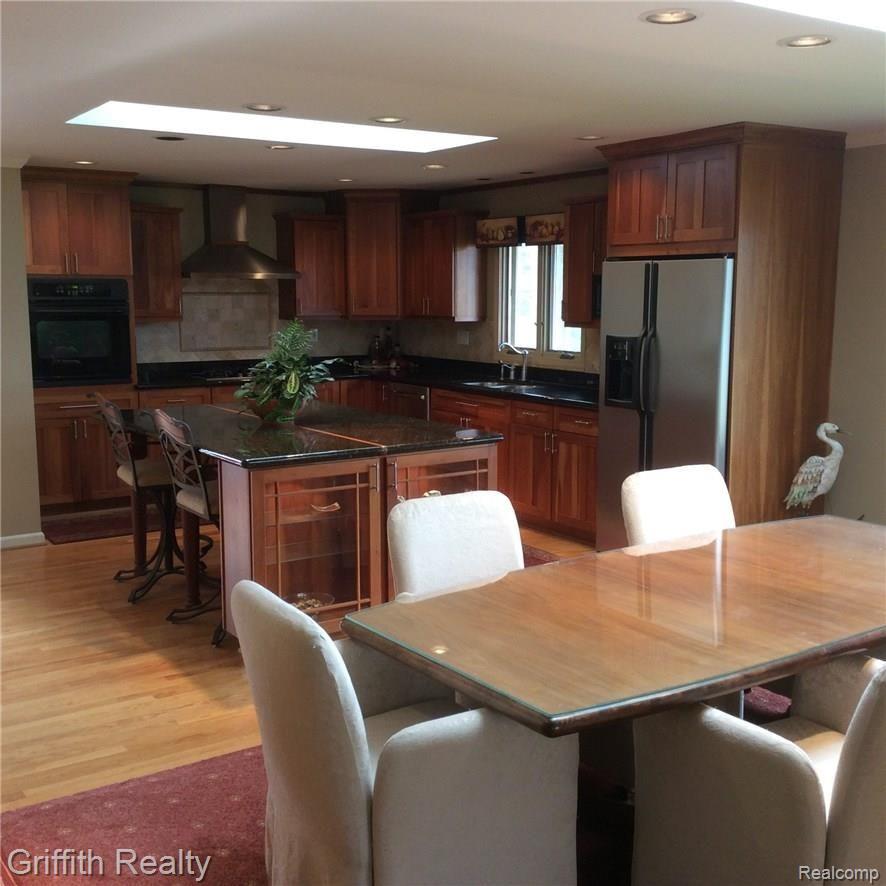2743 South Hacker Road Brighton, MI 48114 - Photo 12 of 38 IMG_3963.JPG