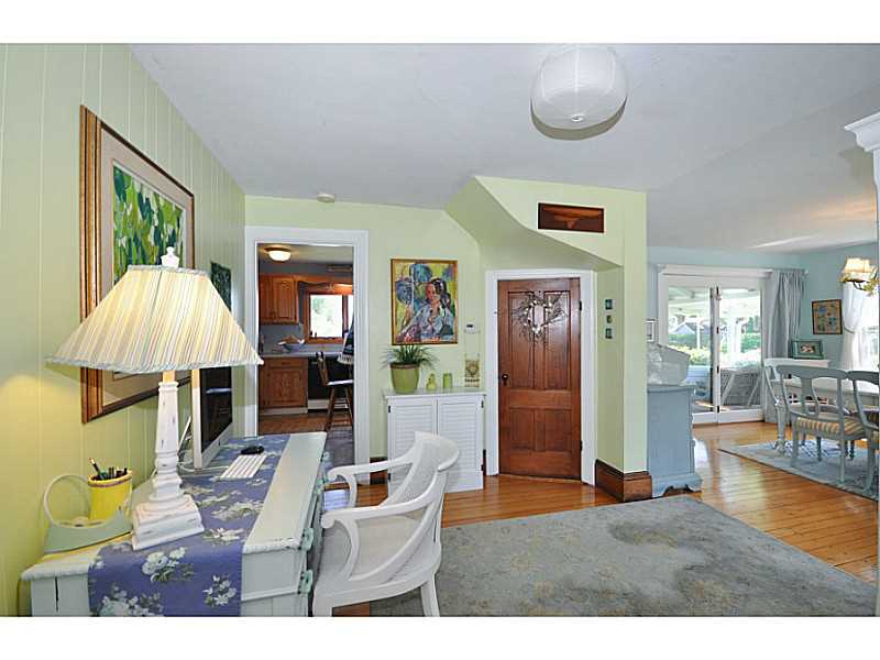 40 Stillman Road North Kingstown, RI 02874 - Photo 5 of 22 Studio/Study/Office.