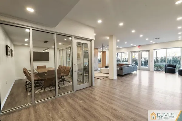 $3,200 | 1 Nolan Way, Unit B31F, North Brunswick, NJ 08902