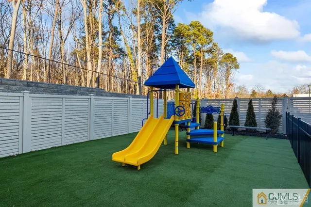 $3,200 | 1 Nolan Way, Unit B31F, North Brunswick, NJ 08902