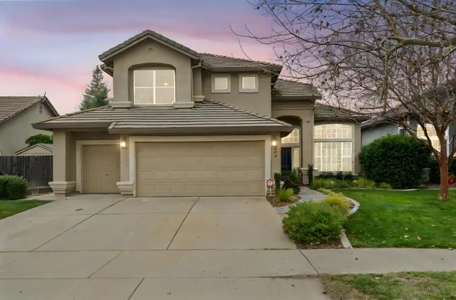$775,000 | 683 15 Mile Drive, Roseville, CA 95678