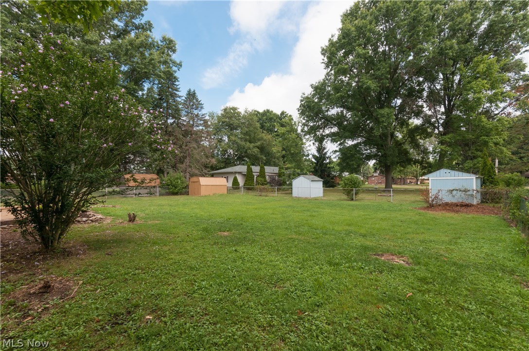 343 East Howe Road Kent, OH 44240 - Photo 9 of 32