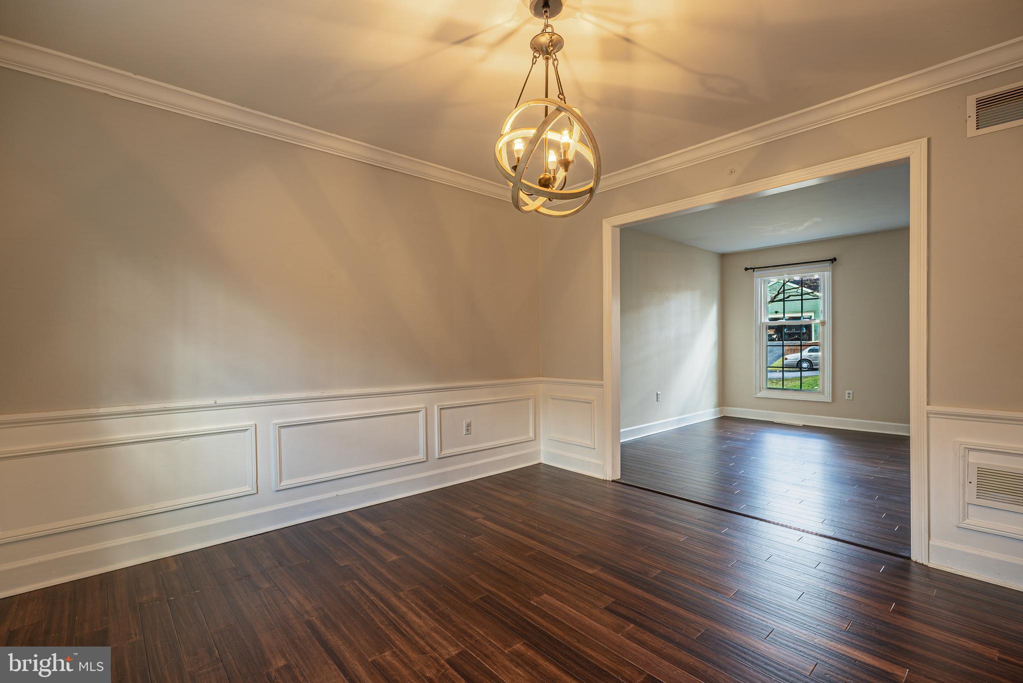 15117 Trail Ridge Road Southwest Cumberland, MD 21502 - Photo 17 of 43 Dining