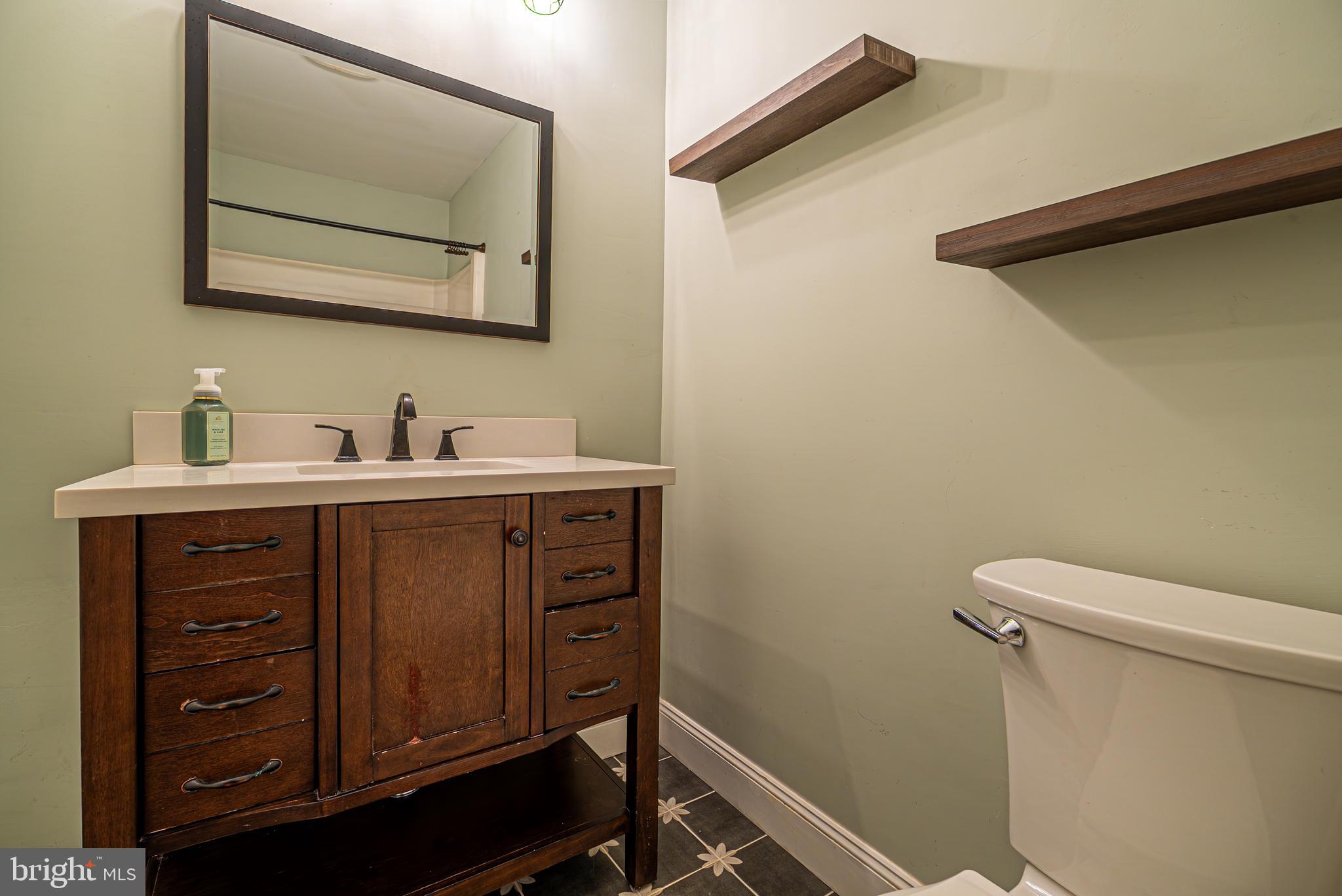 15117 Trail Ridge Road Southwest Cumberland, MD 21502 - Photo 29 of 43 Hall Bath