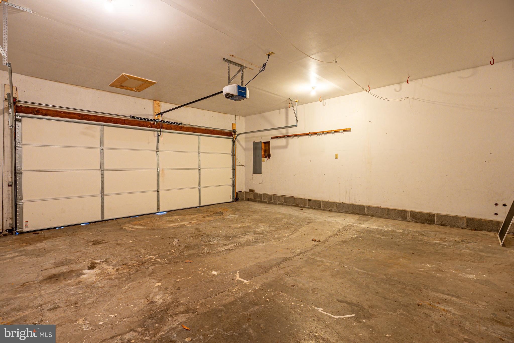 15117 Trail Ridge Road Southwest Cumberland, MD 21502 - Photo 41 of 43 2 Car Garage