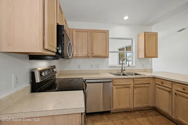 $2,100 | 1175 Altamira Street, Palm Bay, FL 32907