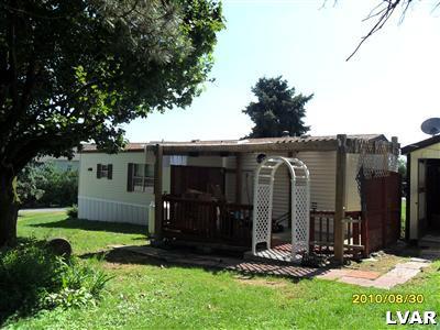 3255 Penn Dixie Road Nazareth, PA 18064 - Photo 24 of 27 Private back yard with enclosed patio for picnics.