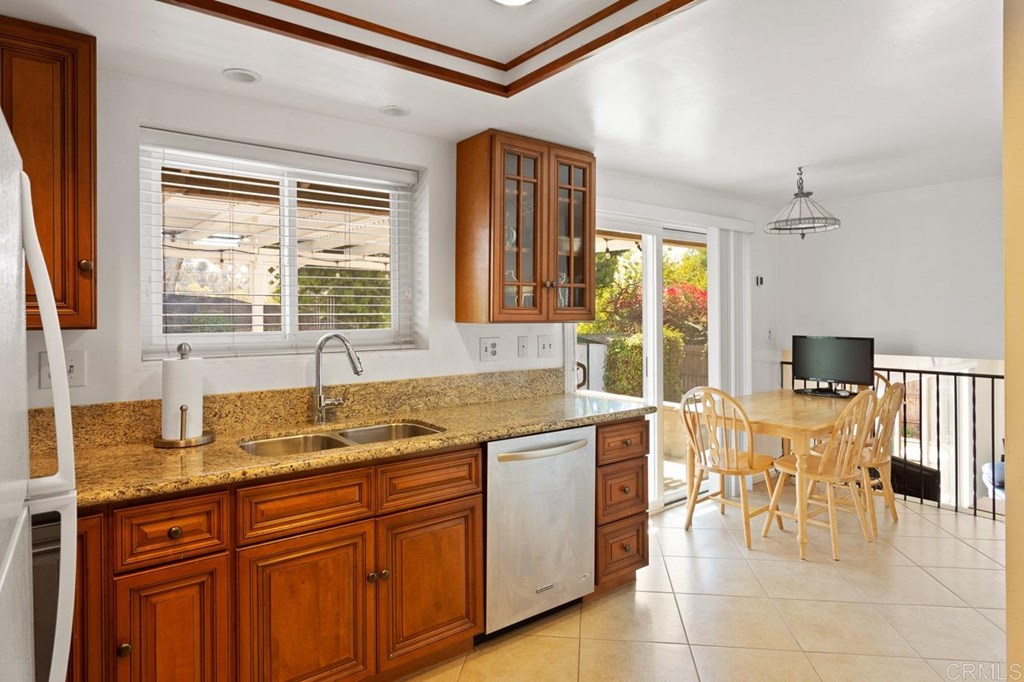1964 Overlook Road Fullerton, CA 92831 - Photo 23 of 34 Gallery Image 23