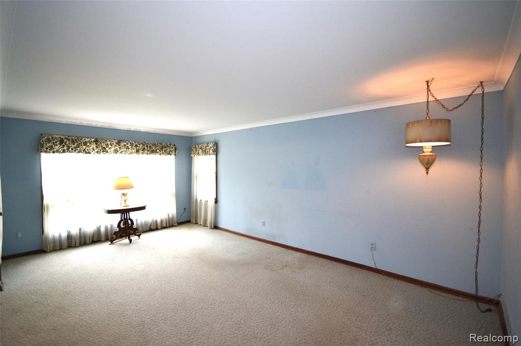 1700 Villa Road Birmingham, MI 48009 - Photo 4 of 34 Gallery Image 4