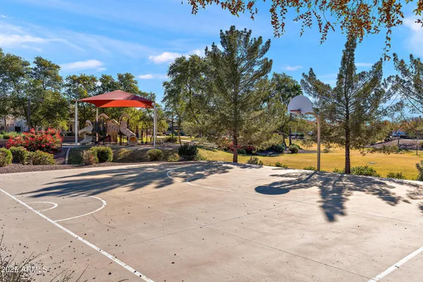 $2,195 | 242 Pacific Drive, Casa Grande, AZ 85122