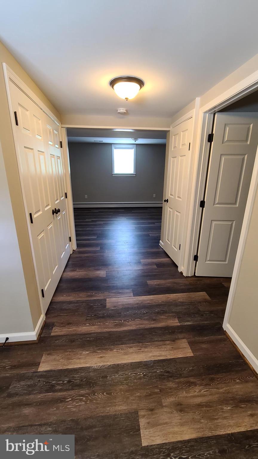 7 Cedar Drive Sterling, VA 20164 - Photo 22 of 40 a view of entryway