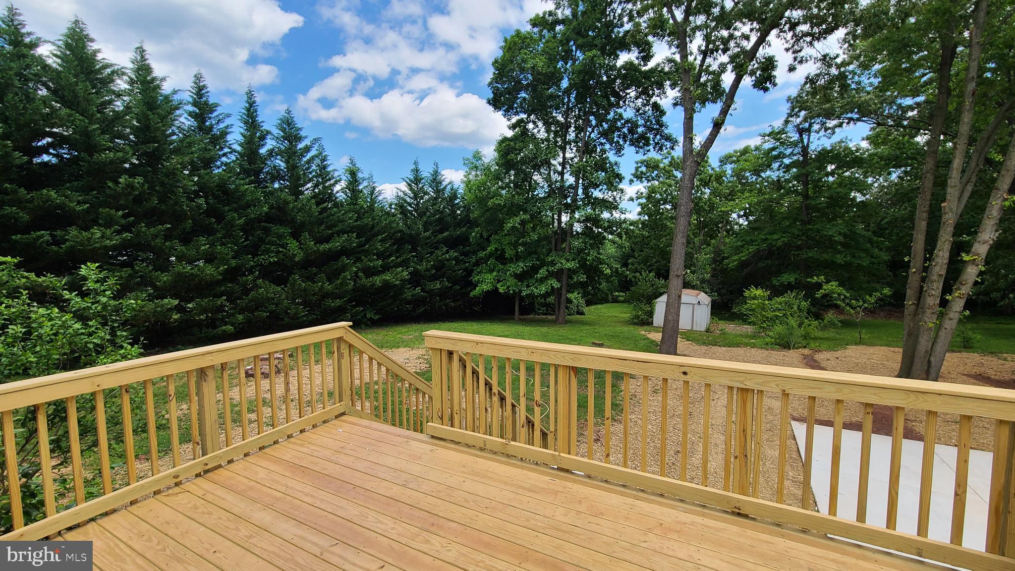 7 Cedar Drive Sterling, VA 20164 - Photo 32 of 40 a view of balcony with wooden floor and fence