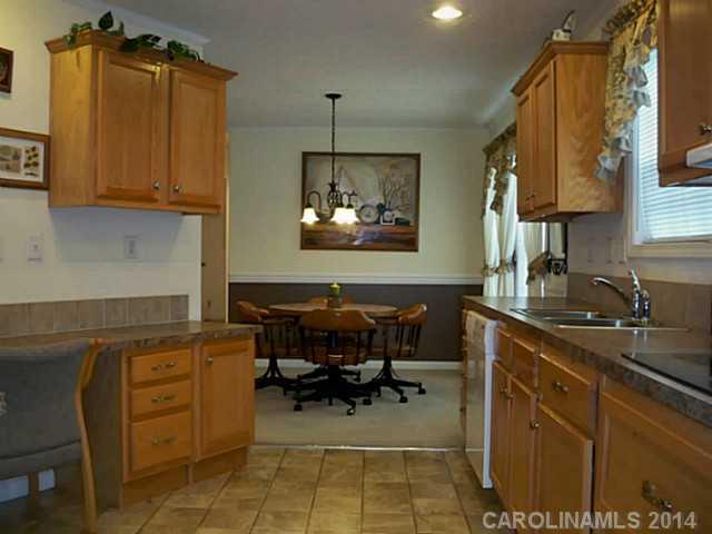 132 Redmon Road Harmony, NC 28634 - Photo 5 of 16 Gallery Image 5