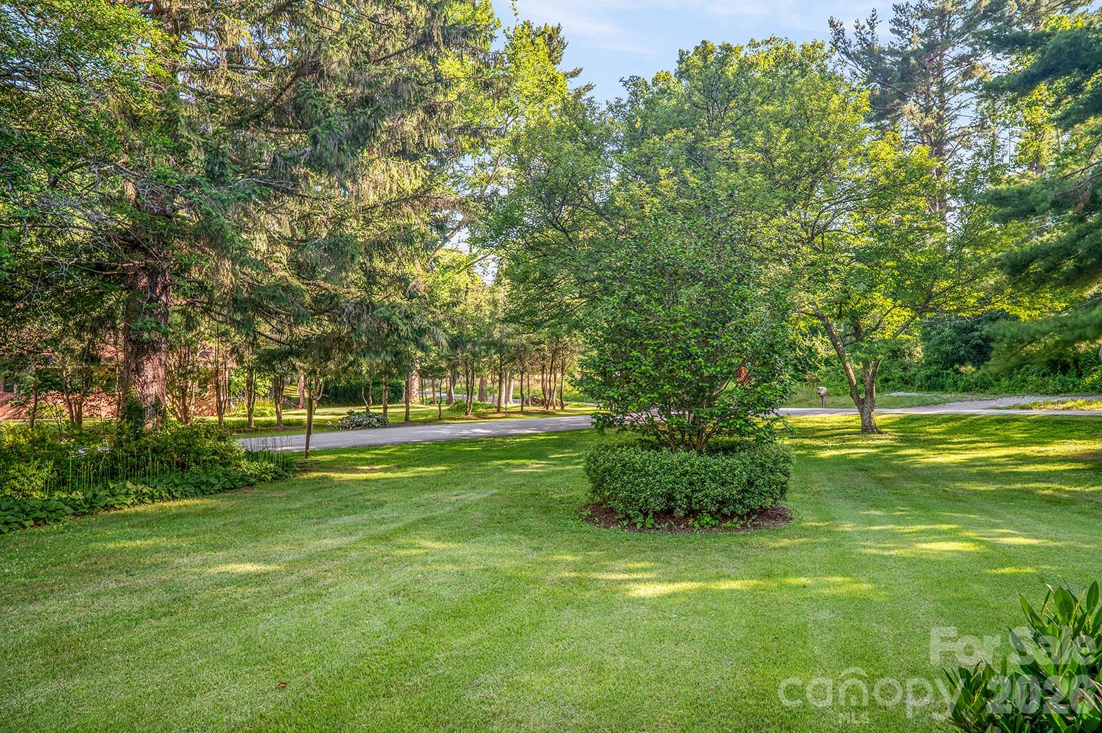 1235 Ashby Lane Hendersonville, NC 28791 - Photo 15 of 45