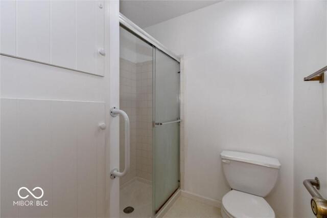 12751 Wembly Road Carmel, IN 46033 - Photo 13 of 21 Gallery Image 13